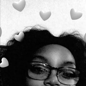 Meet your Posher, Briana